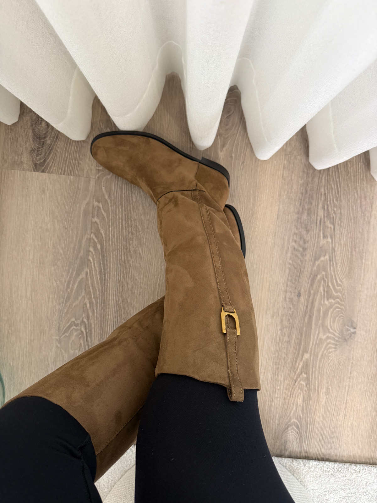 Almond Boots 1