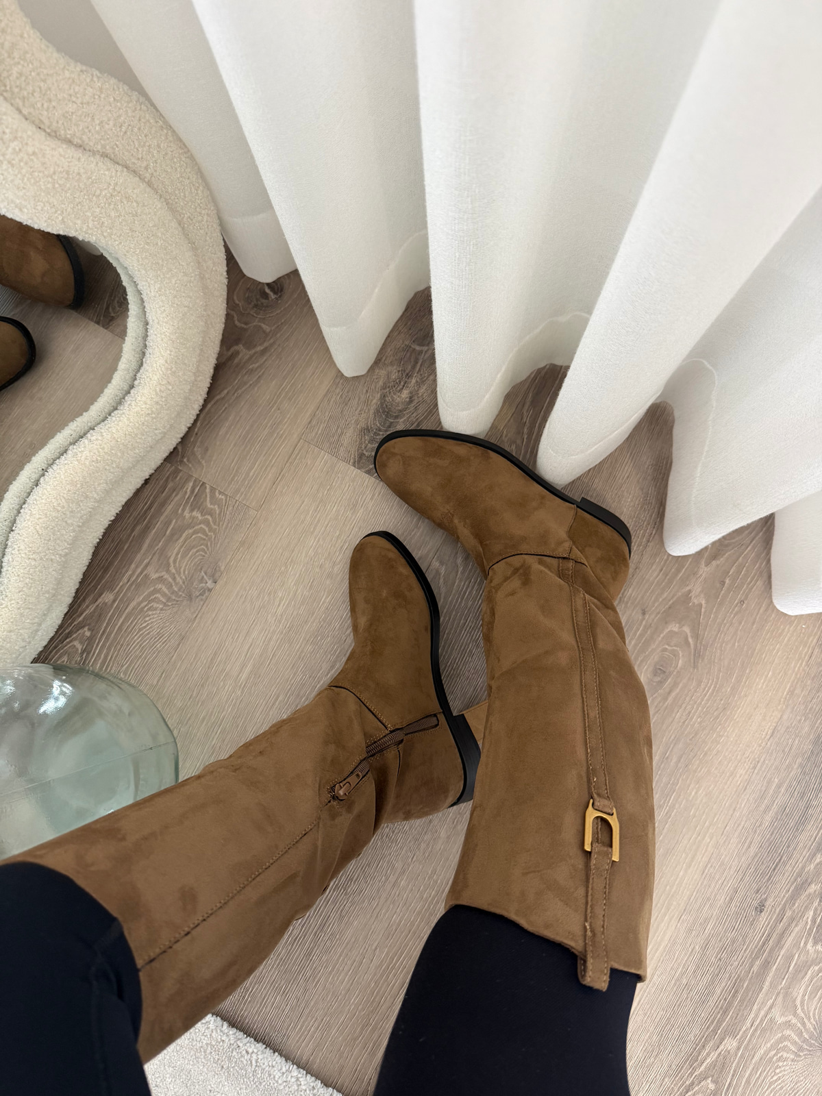 Almond Boots 2