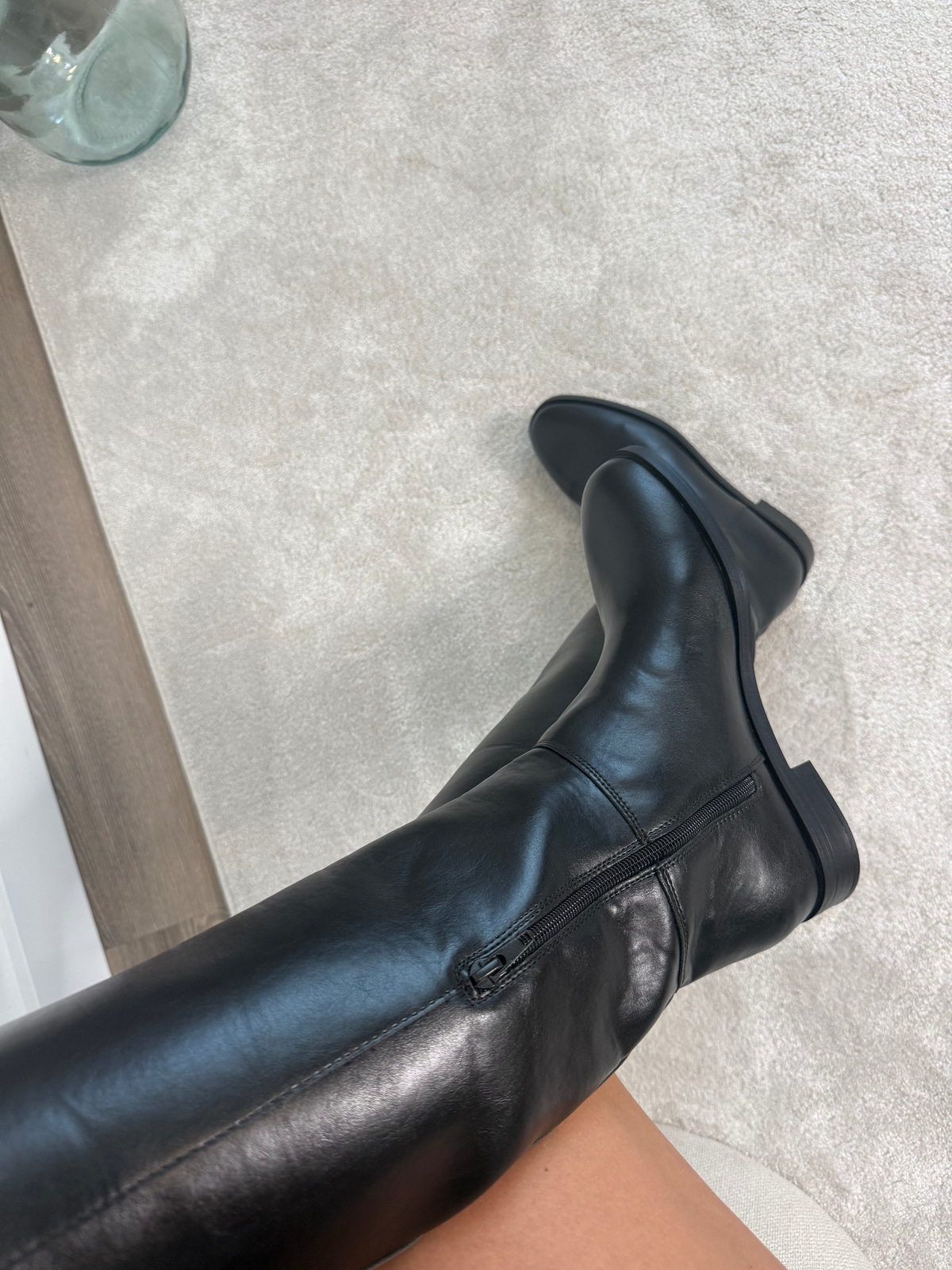 BLACK BOOTS 5