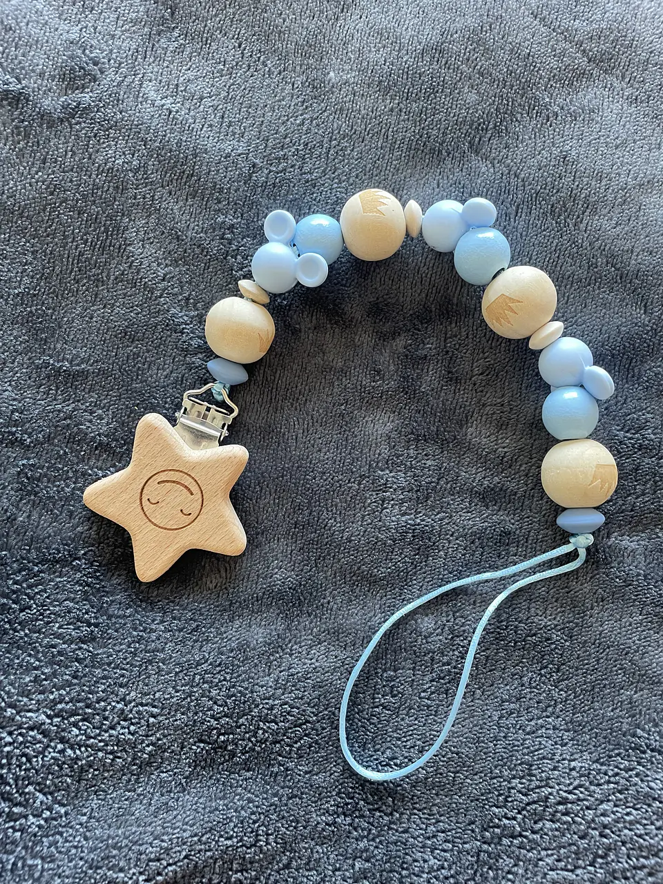 Prende Chupetas Estrela Sorridente e Fantasia Azul 1