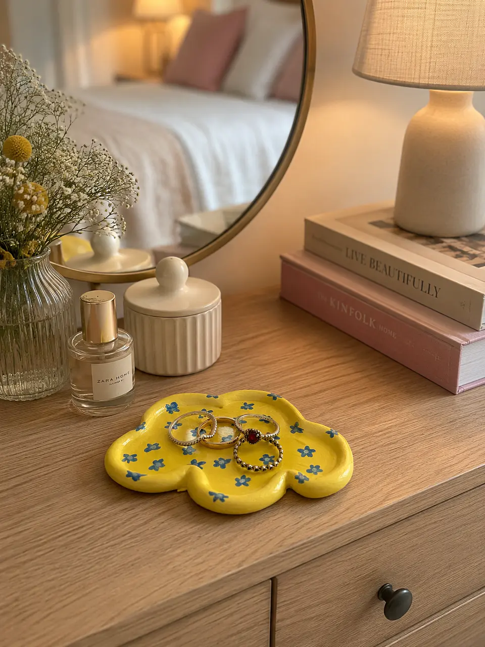 Nuvem Amarela com Flores (Porta-Jóias) 1