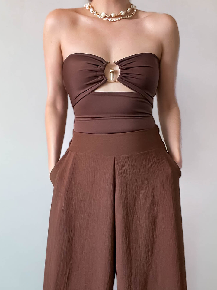 Top Cut out con argolla  1