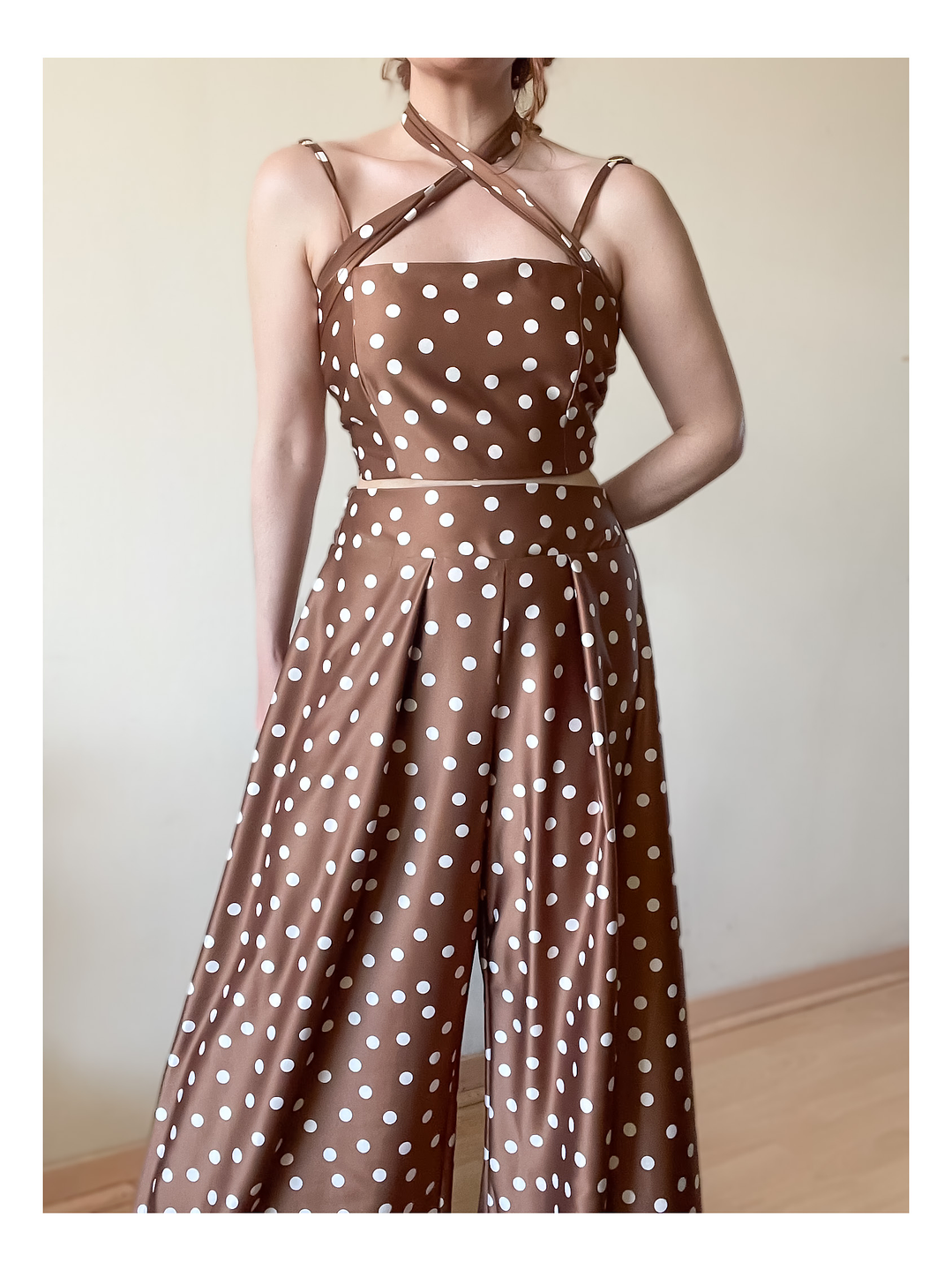 Conjunto Palazzo & Crop Top multipostura Lunares – THS Thessa 2