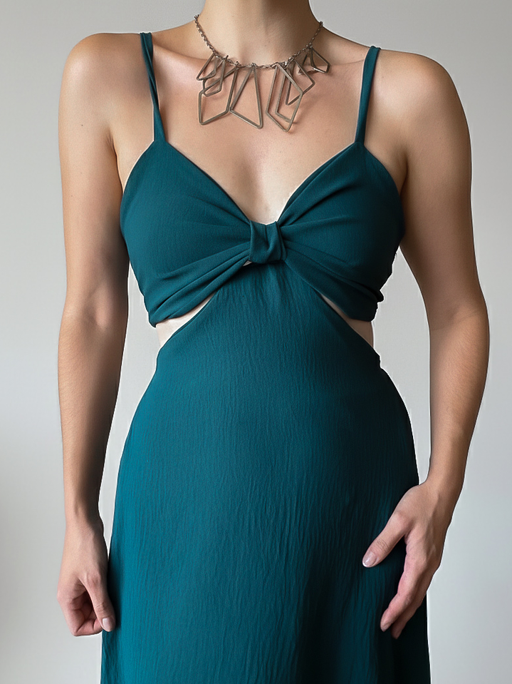 Vestido Cut out  3