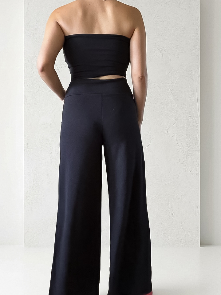 Conjunto Top Vector + Pantalón Órbita 2