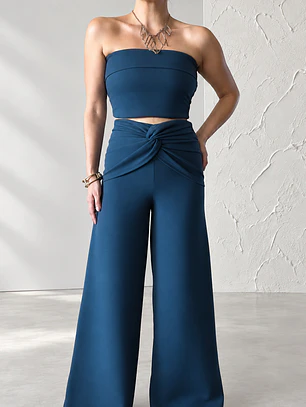 Conjunto Nudo azul petróleo 