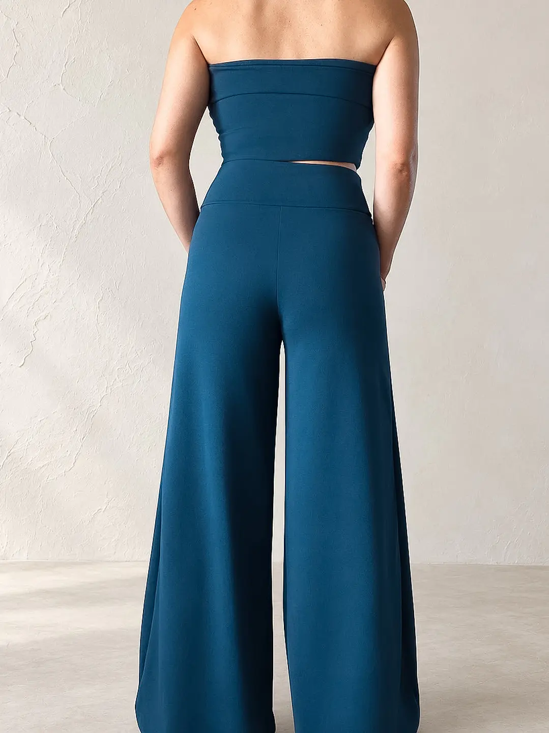 Conjunto Nudo azul petróleo  2