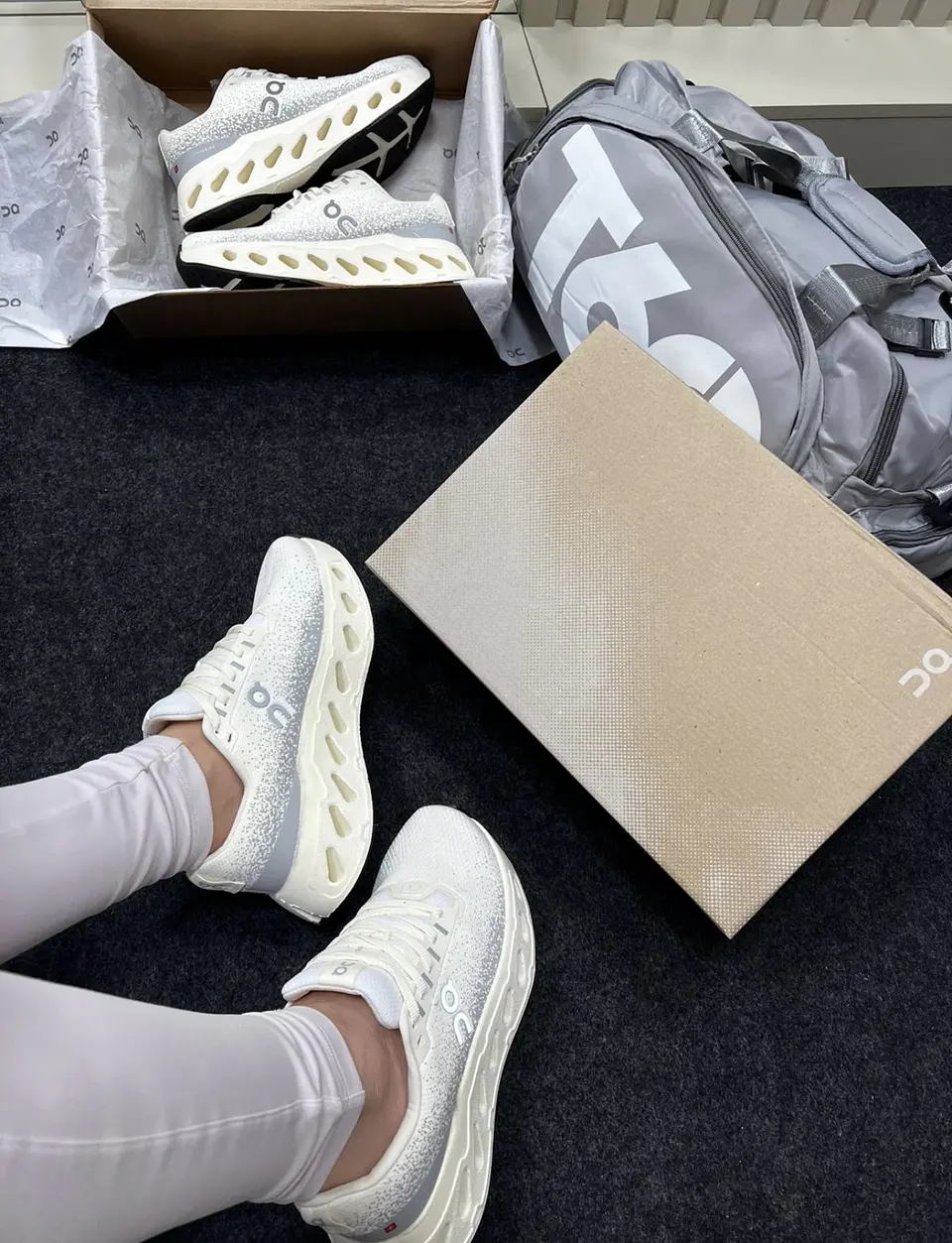 Oncloud Max Off White Nude 3