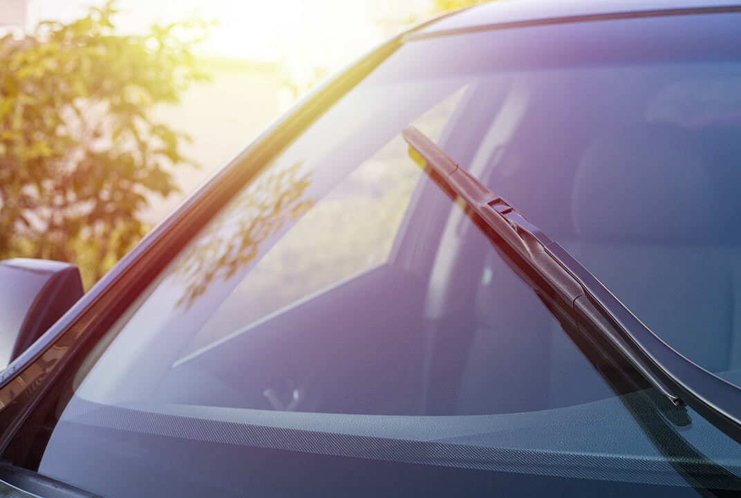 Películas de control solar y polarizado automotriz