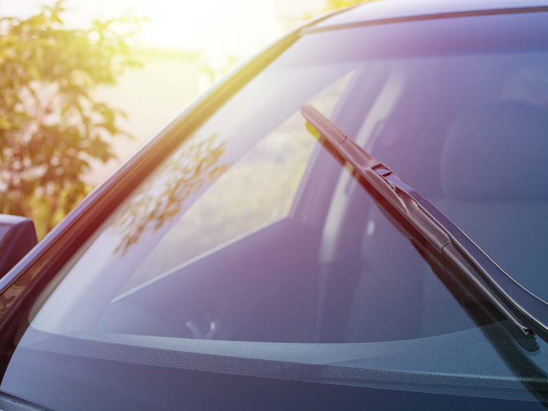 Películas de control solar y polarizado automotriz