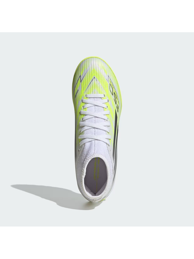 Botines F50 SPARKFUSION CLUB de Caña Media para Pasto Artificial para Mujer 2