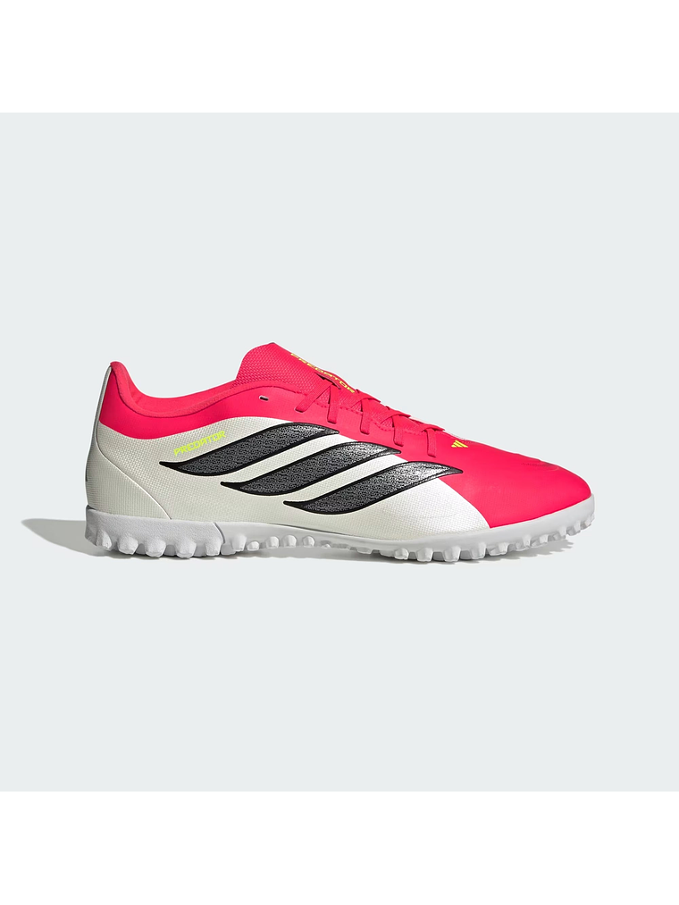 Botines Predator para Pasto Artificial 1