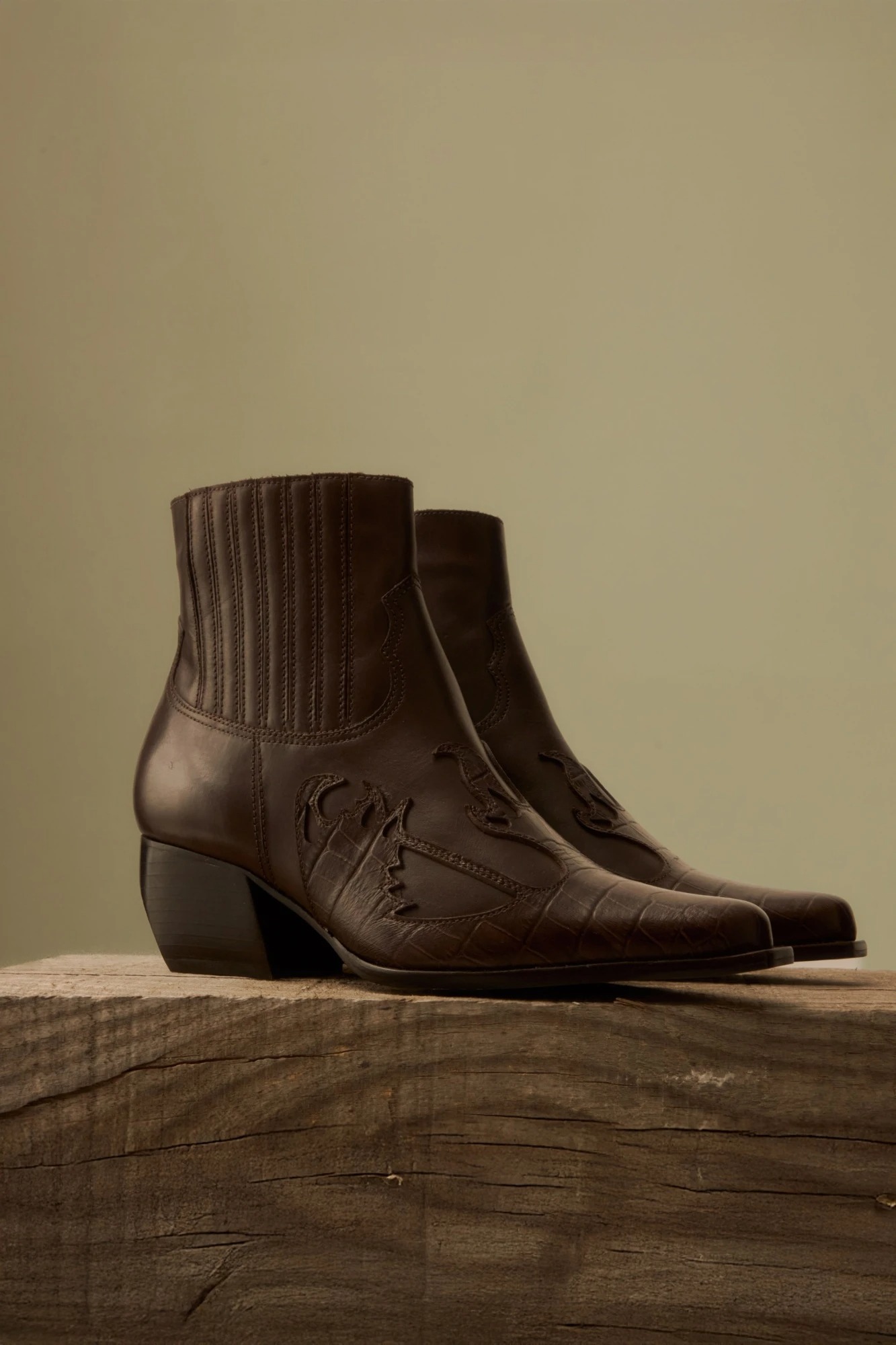 Bota de cuero Texi croco - chocolate 5