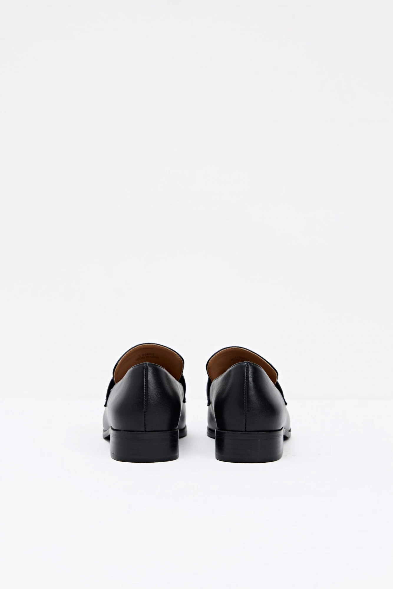 Mocasín hebilla metálica - negro 2