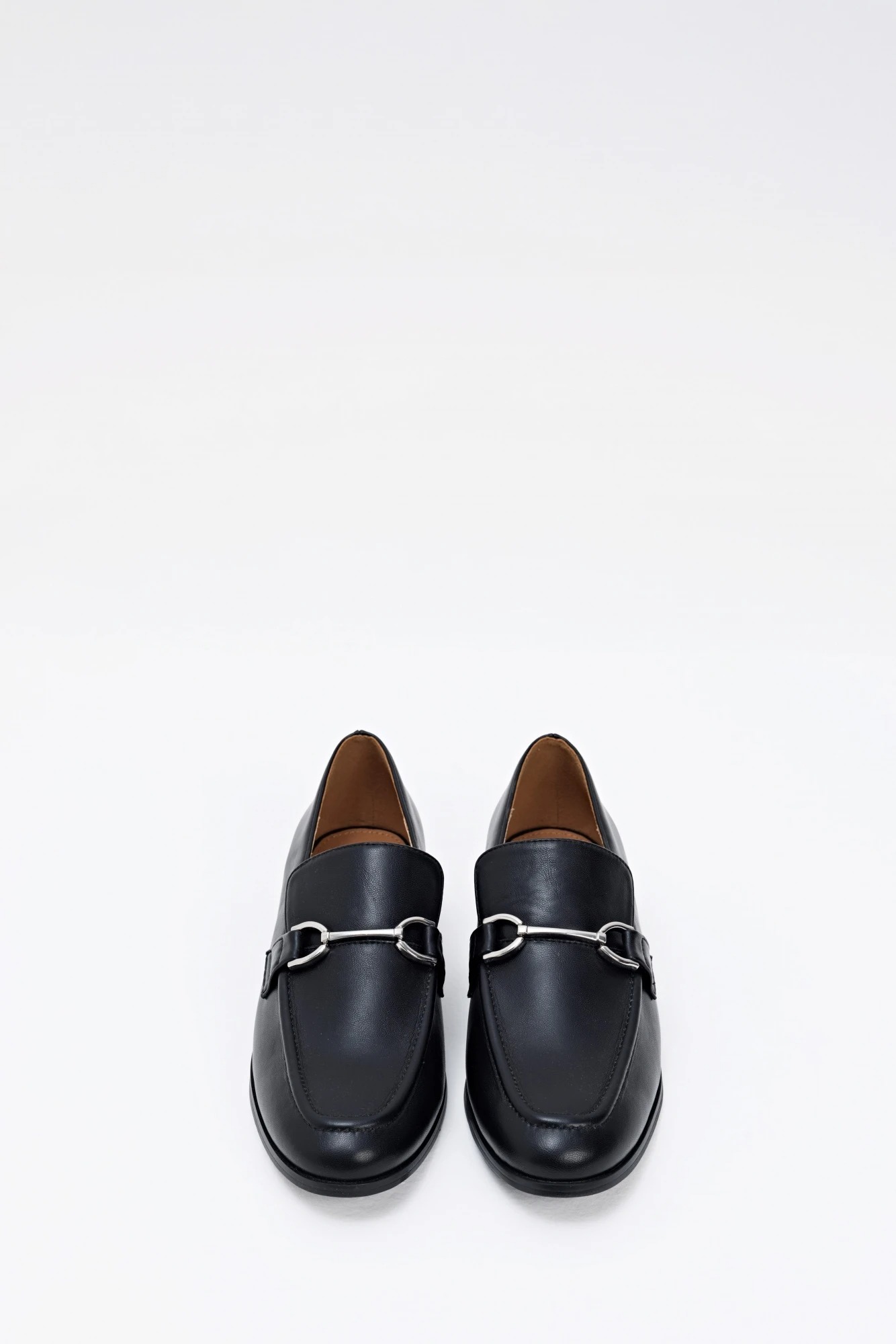 Mocasín hebilla metálica - negro 3