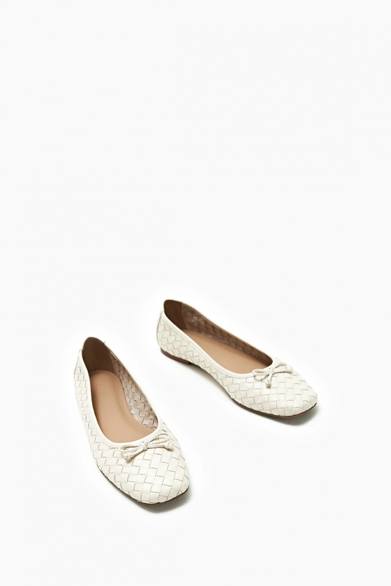 Ballerina Cassia de cuero texturada - crudo 3