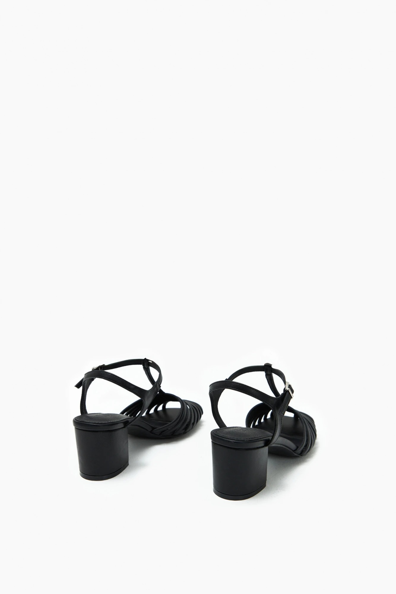 Sandalia taco alto - negro 2