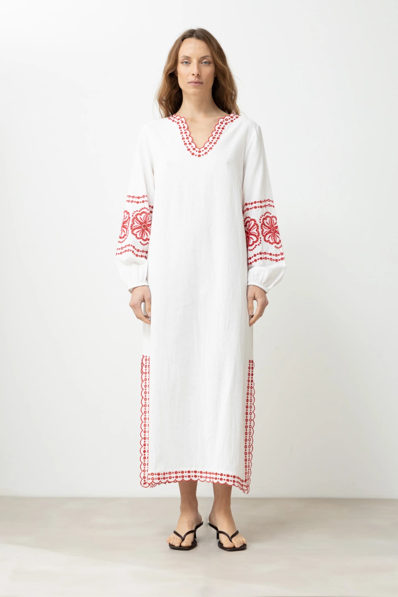 Túnica larga con bordados - crudo 1