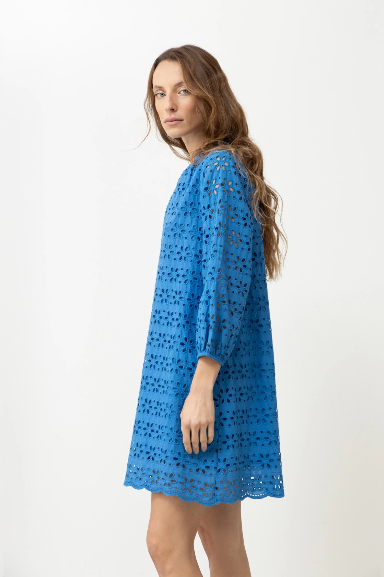 Vestido broderie cuello mao - azul regata 4