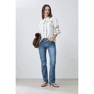 Camisa romántica con bordados florales - blanco