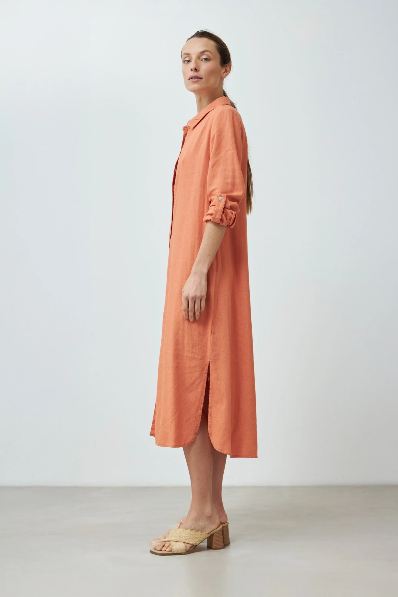 Vestido de lino camisero - durazno 2