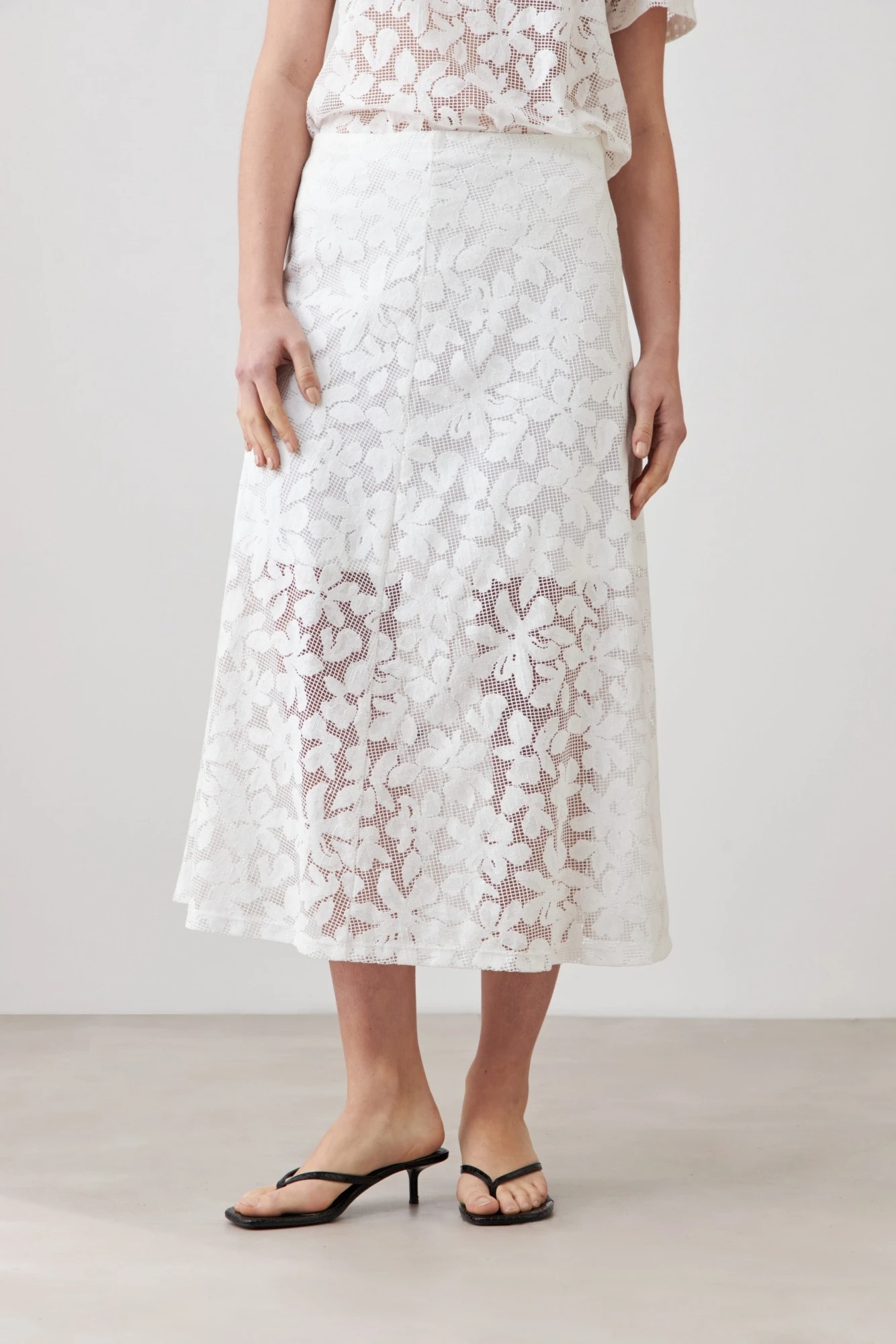 Maxi falda encaje - blanco 4