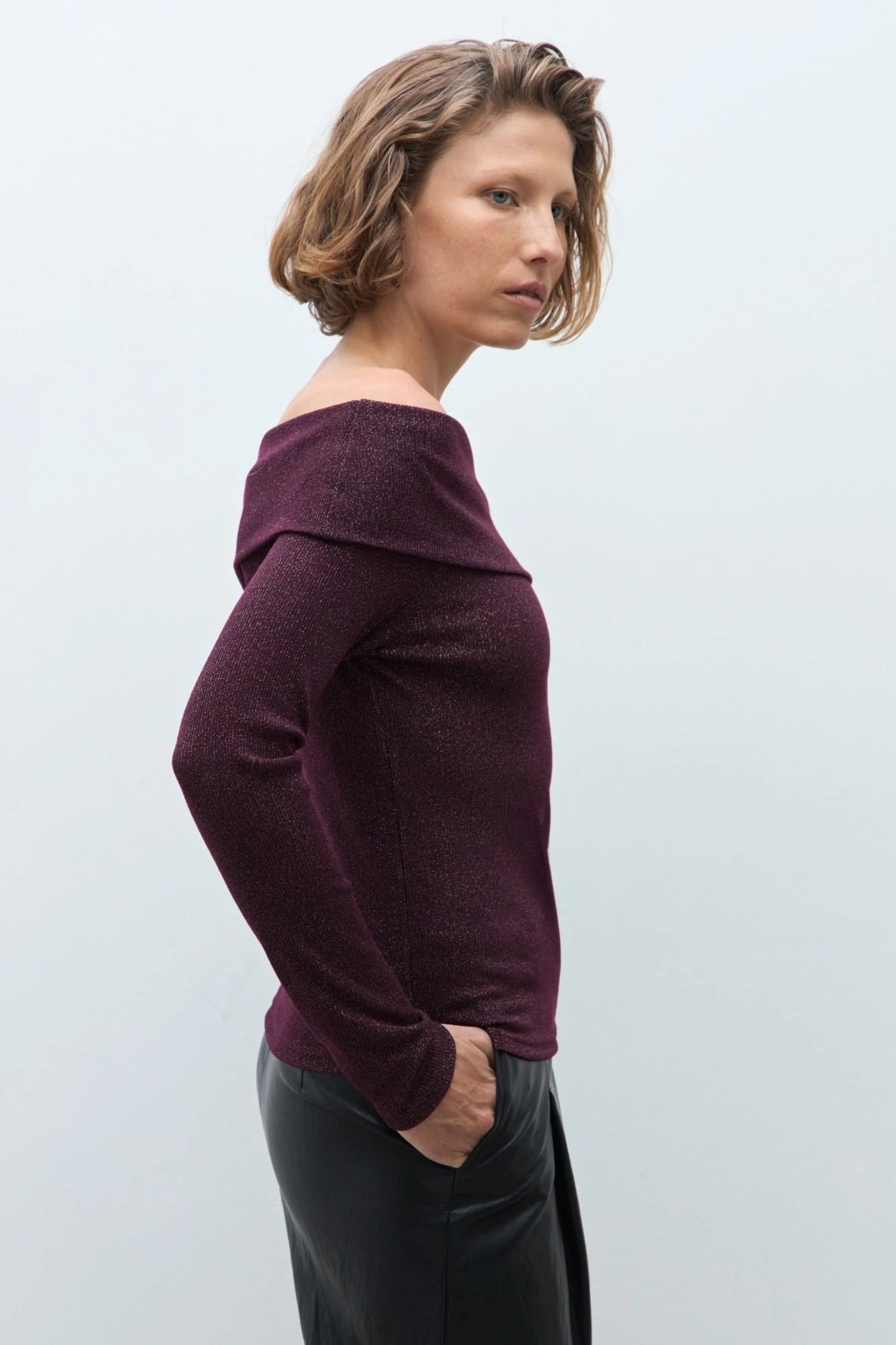 Blusa escote bardot - ciruela 4