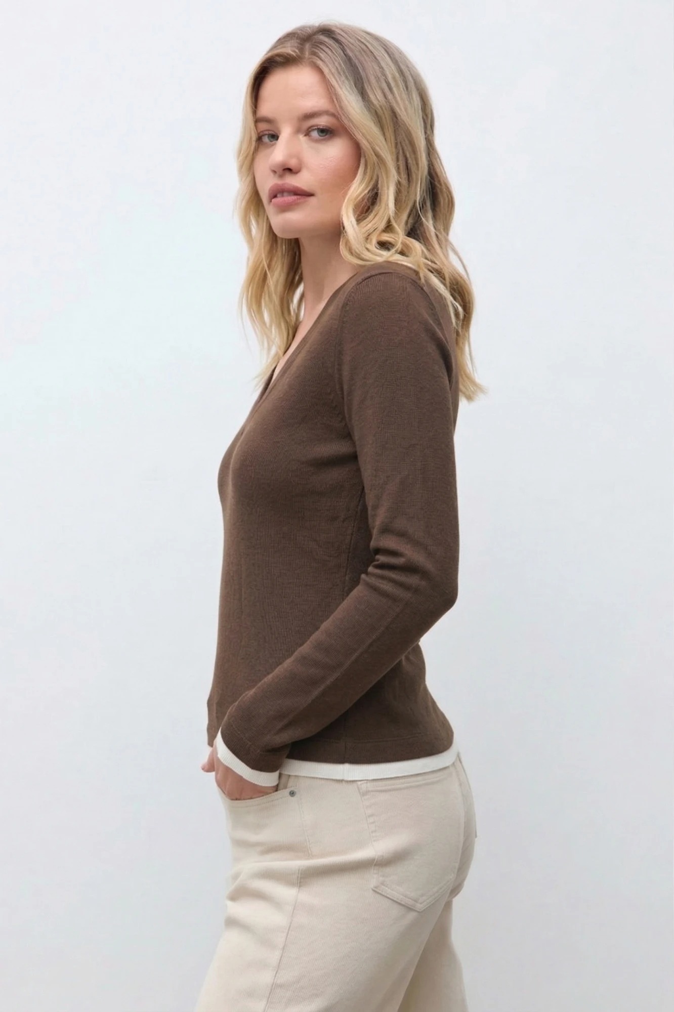 Cardigan con estructuras rombos - lacre 2