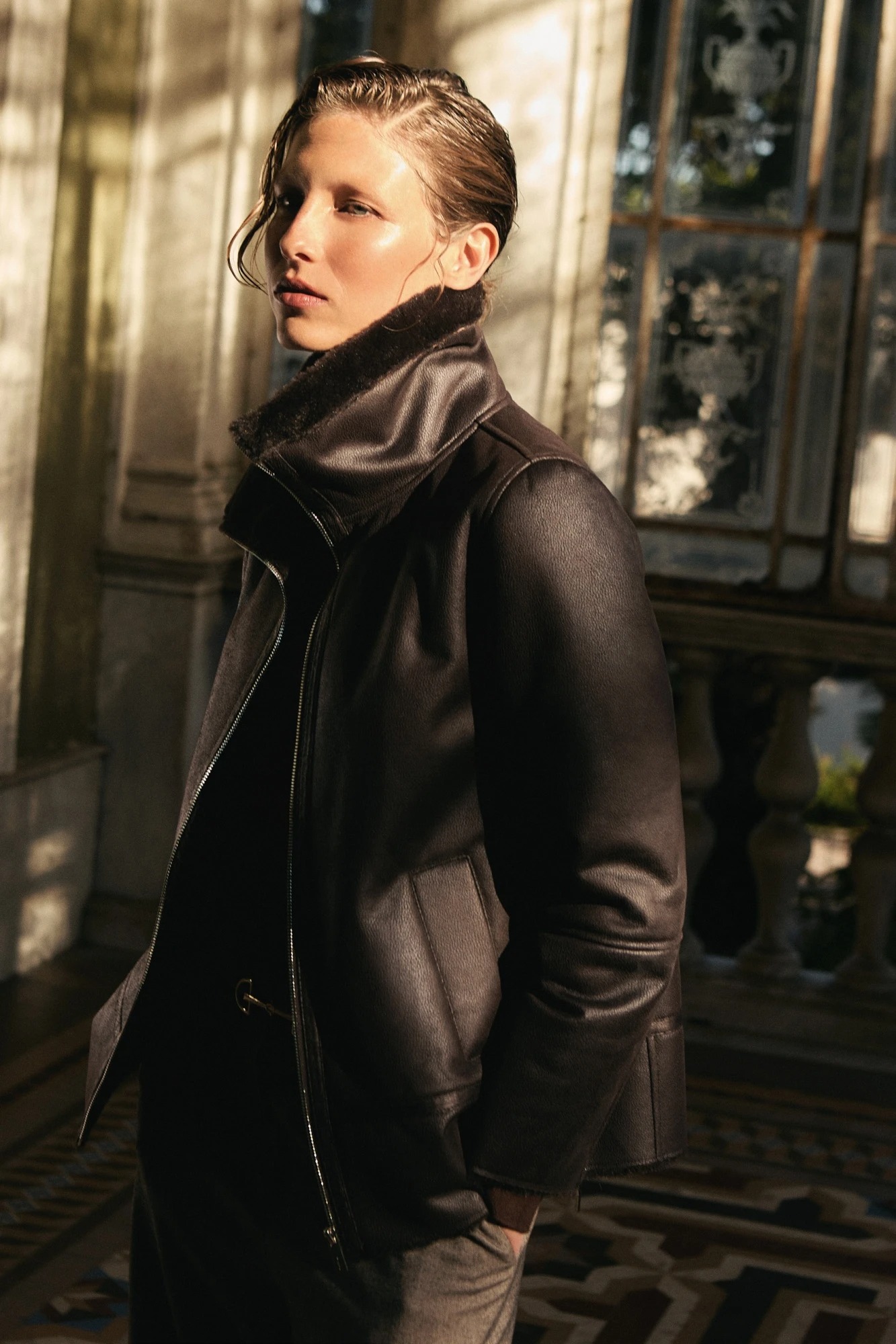 Chaqueta eco cuero con piel - chocolate 5