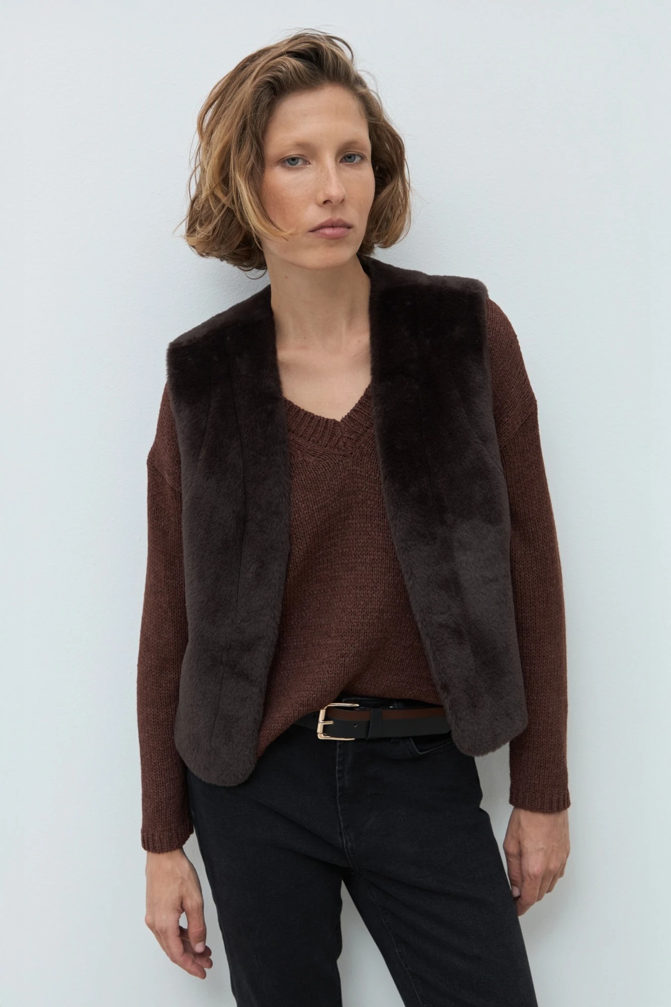 Chaleco con piel reversible - chocolate 5