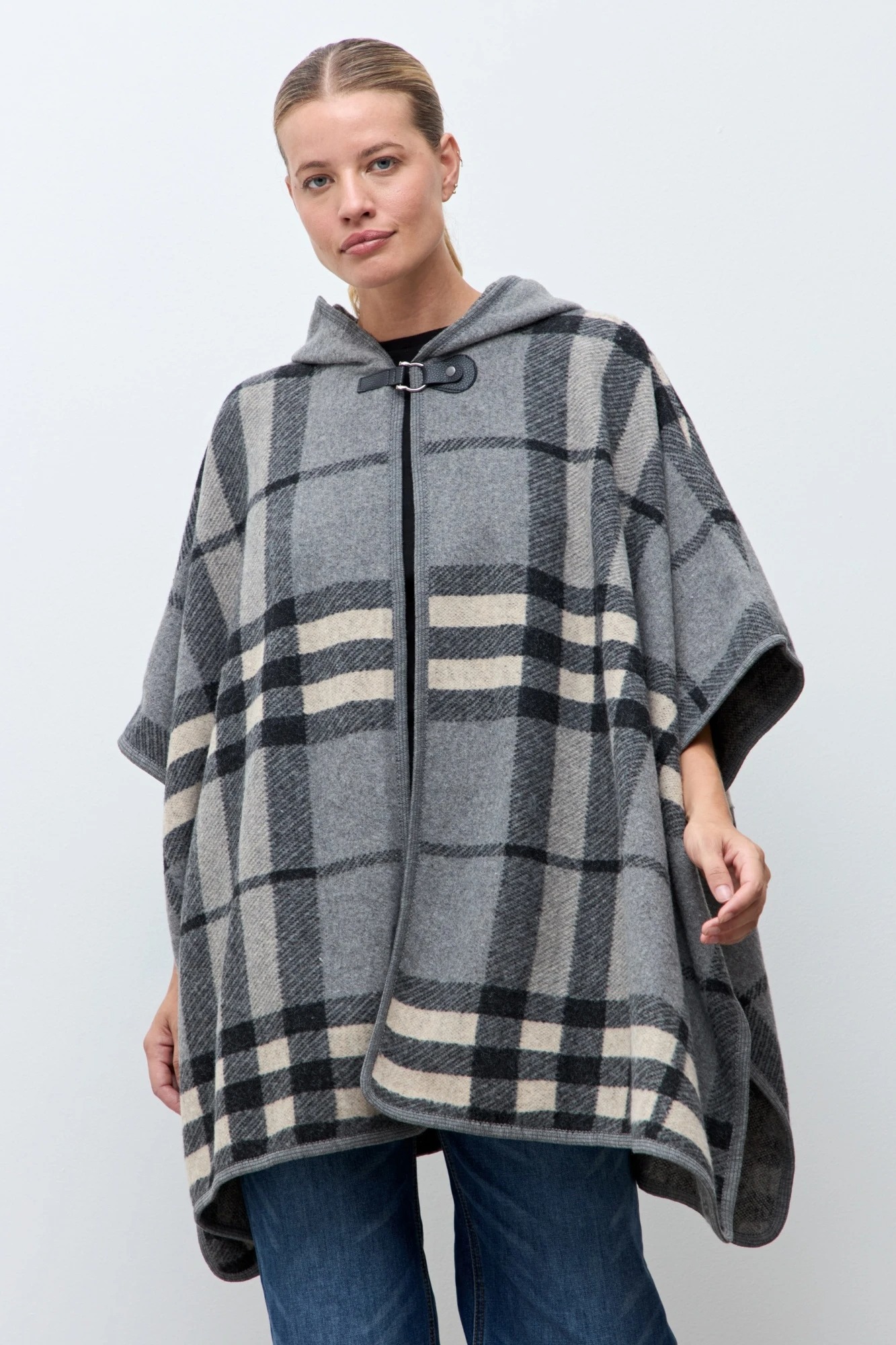 Capa cuadros con capucha - gris 2