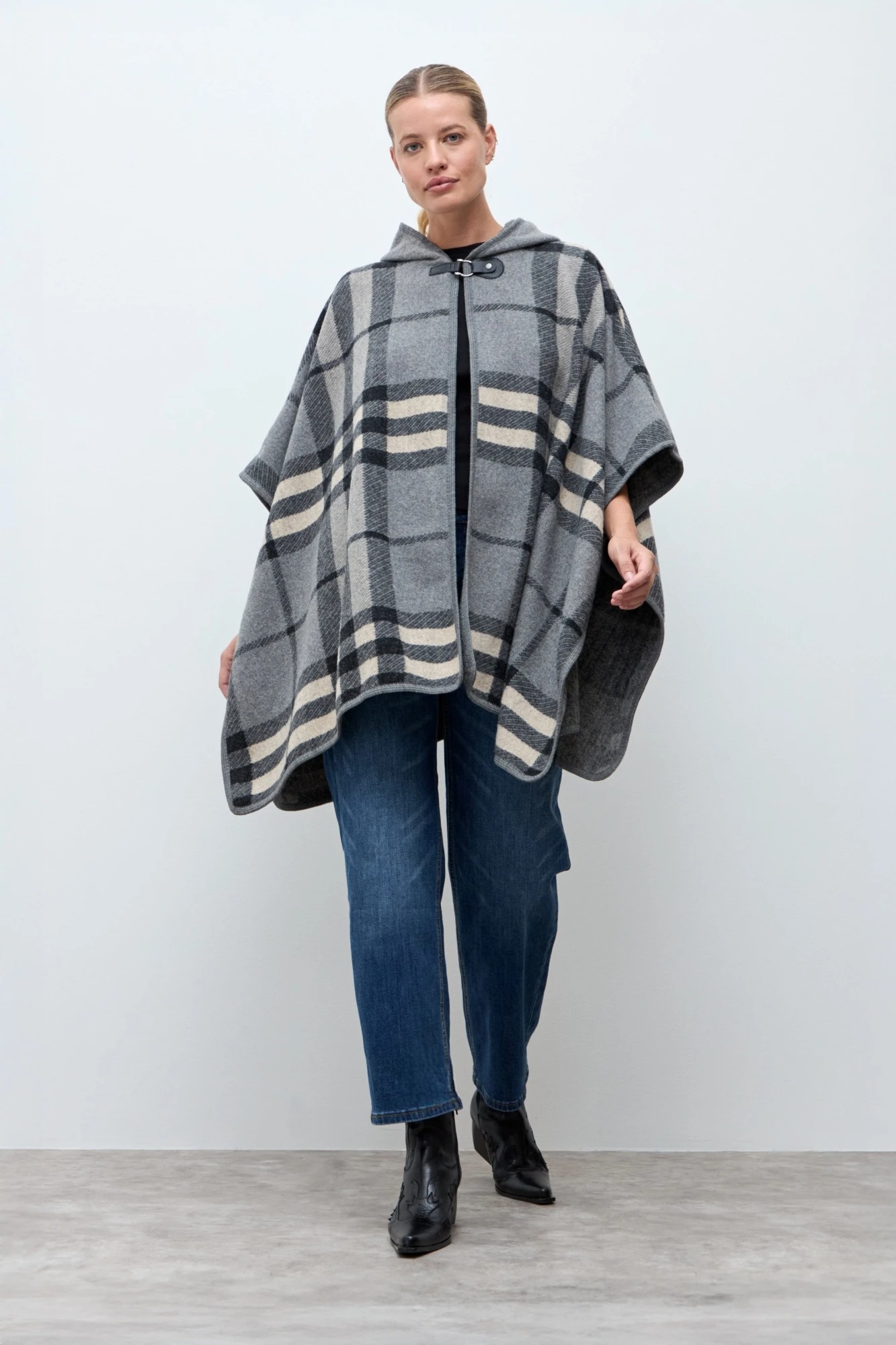 Capa cuadros con capucha - gris 3