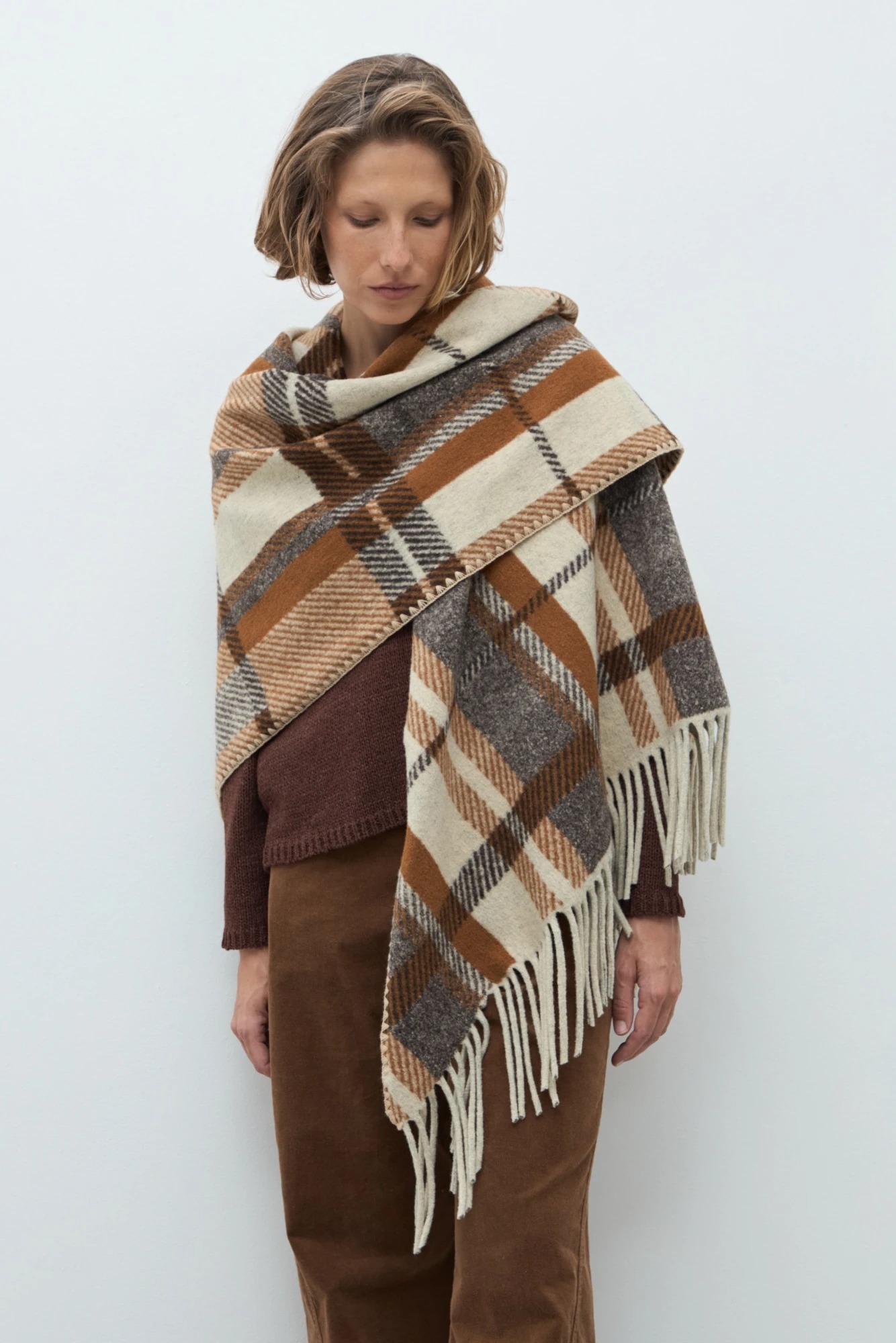 Ruana a cuadros - lacre 1