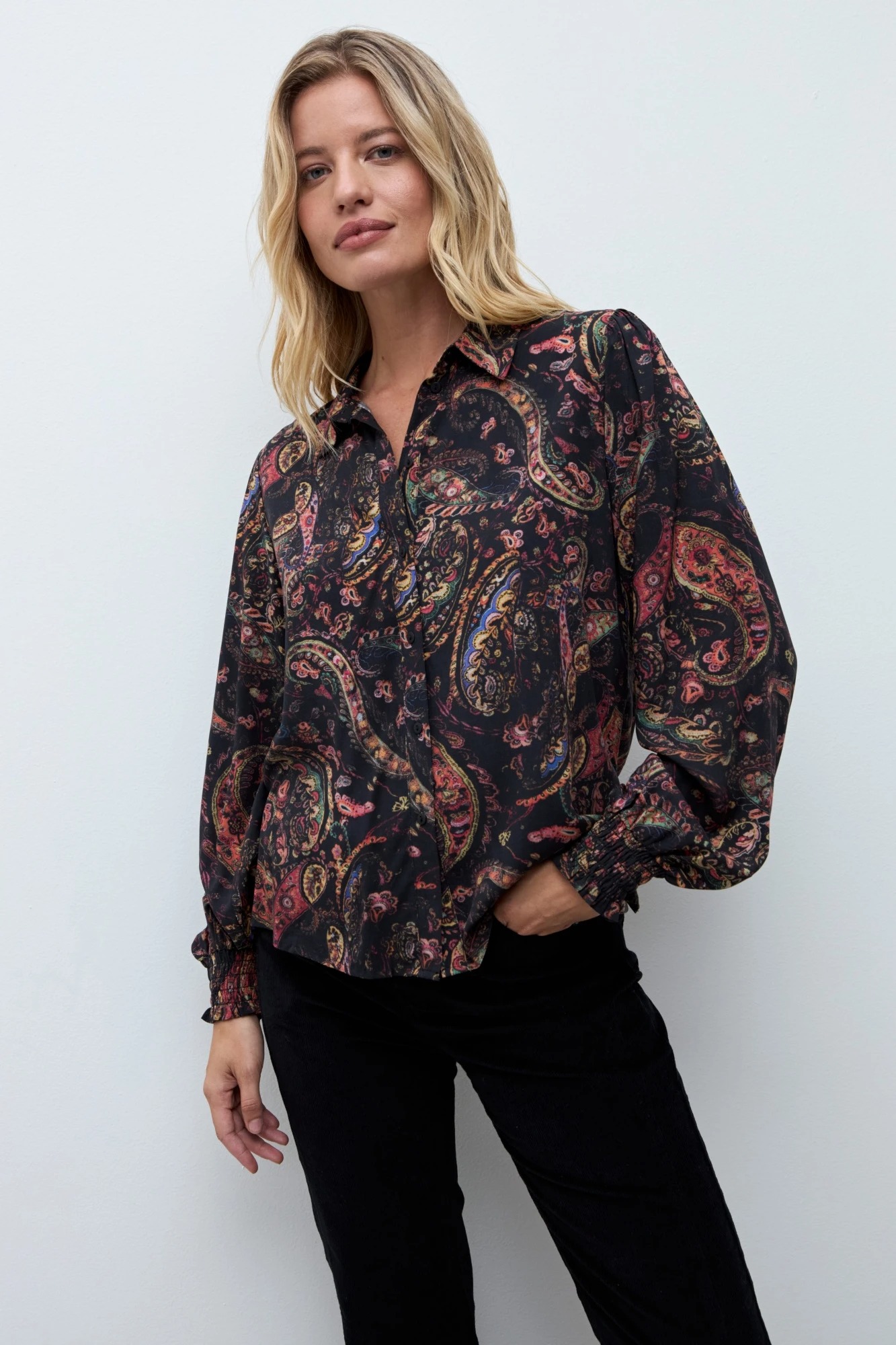 Camisa estampada boho - negro 5
