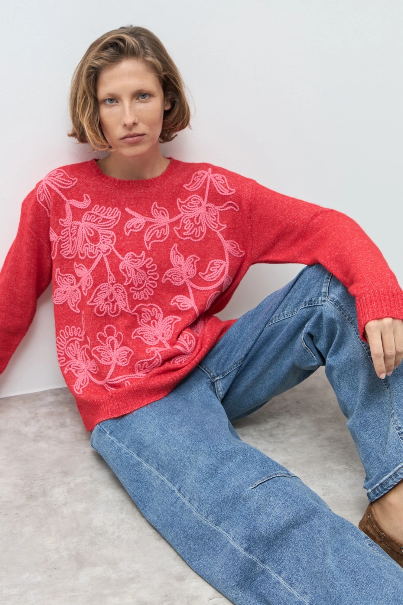 Sweater bordado floral - rojo 1