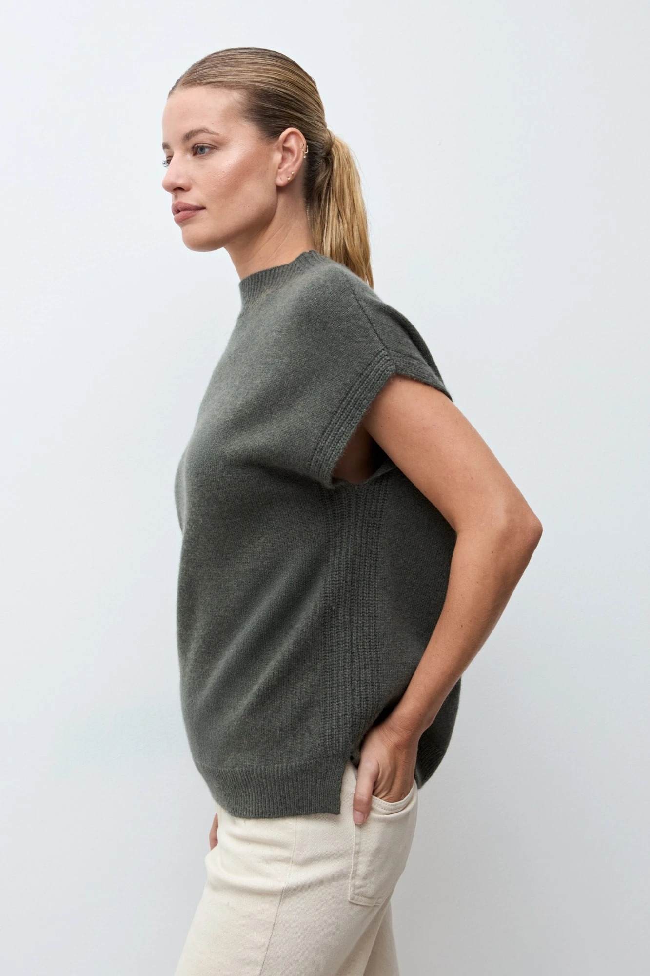 Chaleco Oslo cashmere blend - verde oliva melange 2