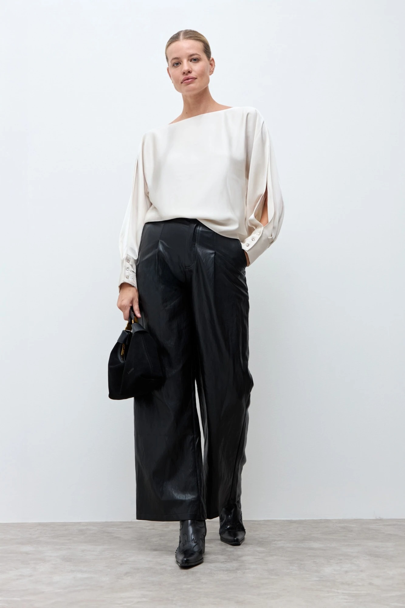 Blusa satén - crudo 1