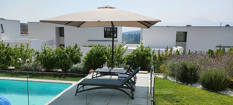 Quitasol terraza brazo lateral 3×3 con base – Flexo