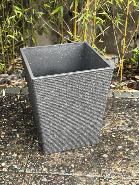 Macetero 43cm alto x 20cm - Lineas Horizontal
