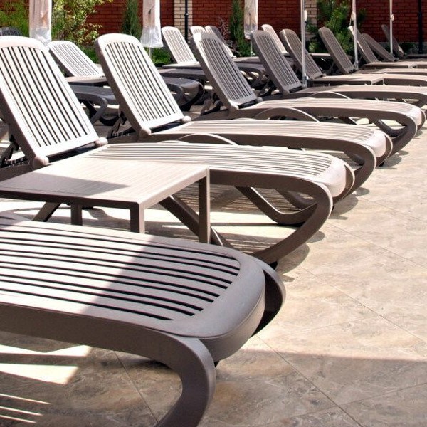 Pack 4 Reposeras Terraza Tropico – Nardi Italia 2