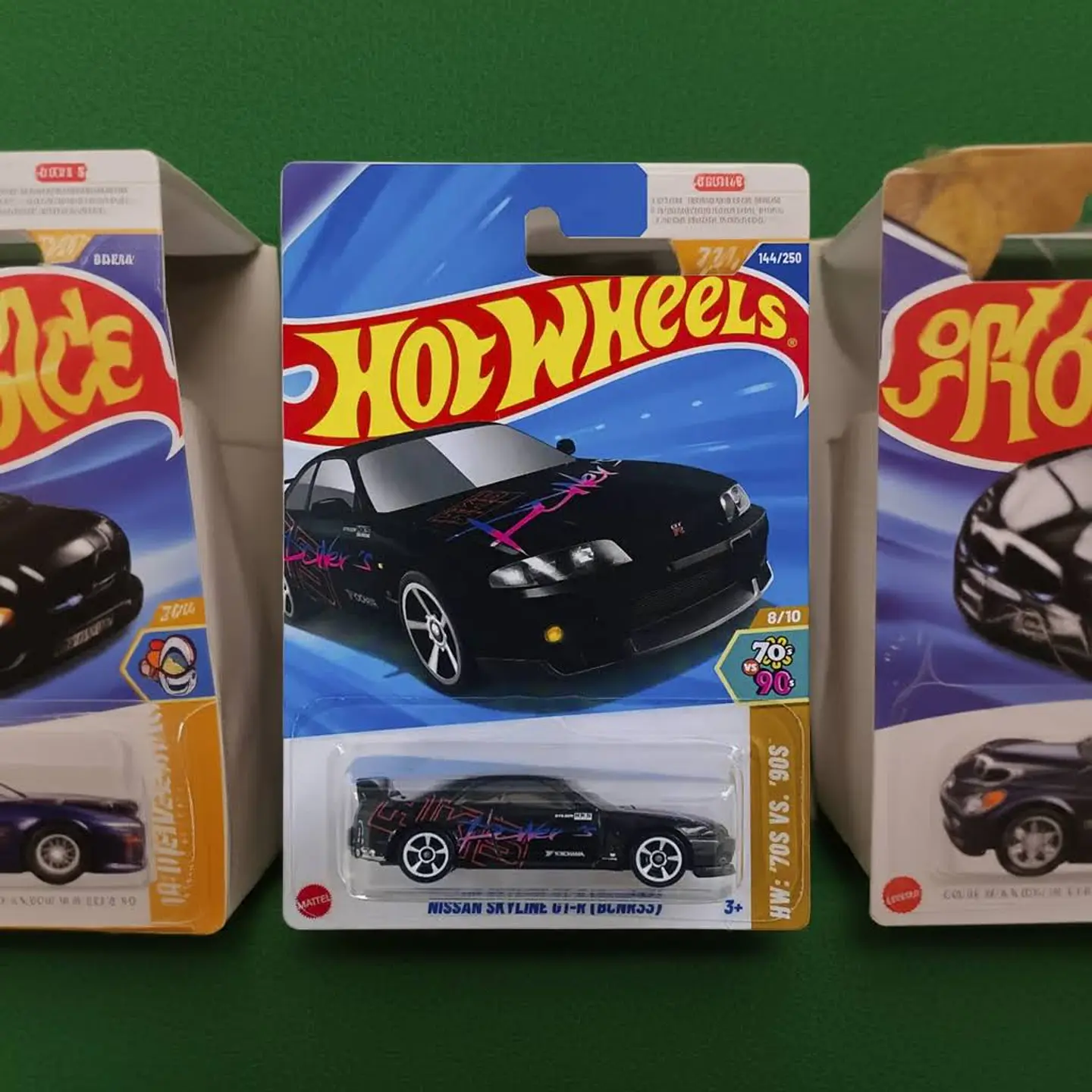 Hot Wheels - Nissan Skyline Gt-R (BCNR33) - 70s Vs 90s 8/10 3