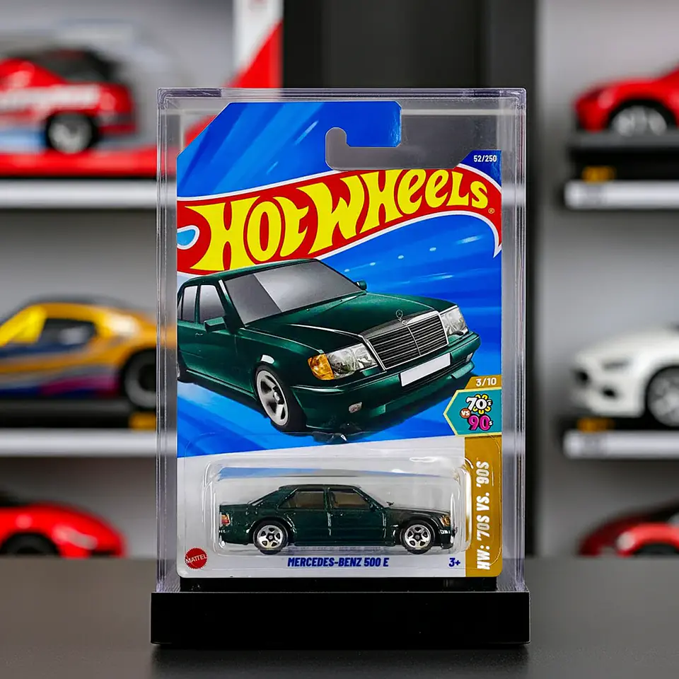 Hot Wheels - Mercedes-Benz 500 E - 70s vs 90s 3/10 7