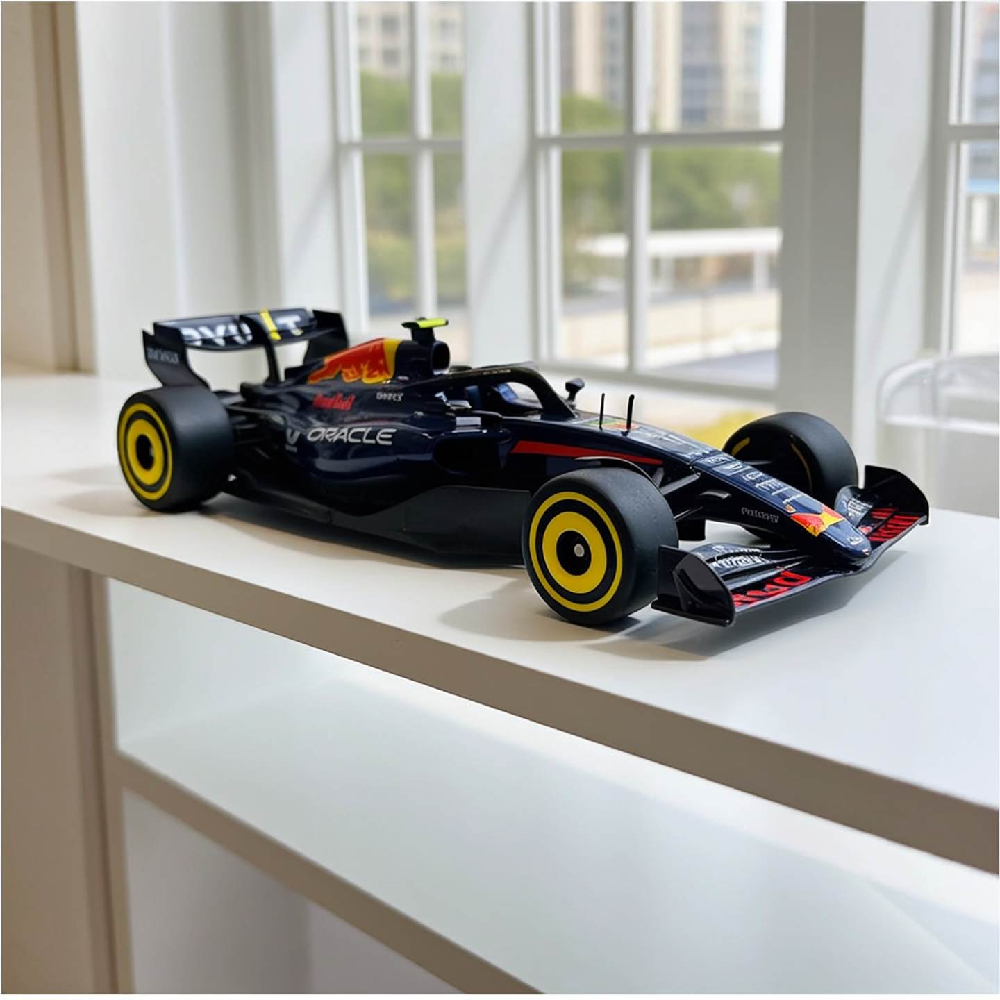 Mattel Hot Wheels - Oracle Red Bull Racing - Track Aces 1/5 Formula 1 F1 - Escala 1:64 Juguete de Colección 4
