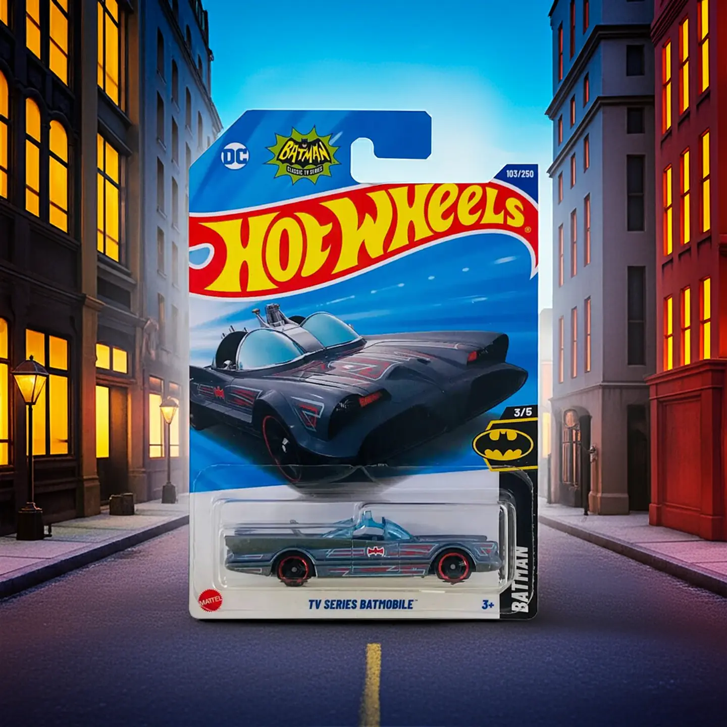 Hot Wheels - TV Series Batmobile - Batman 3/5 4