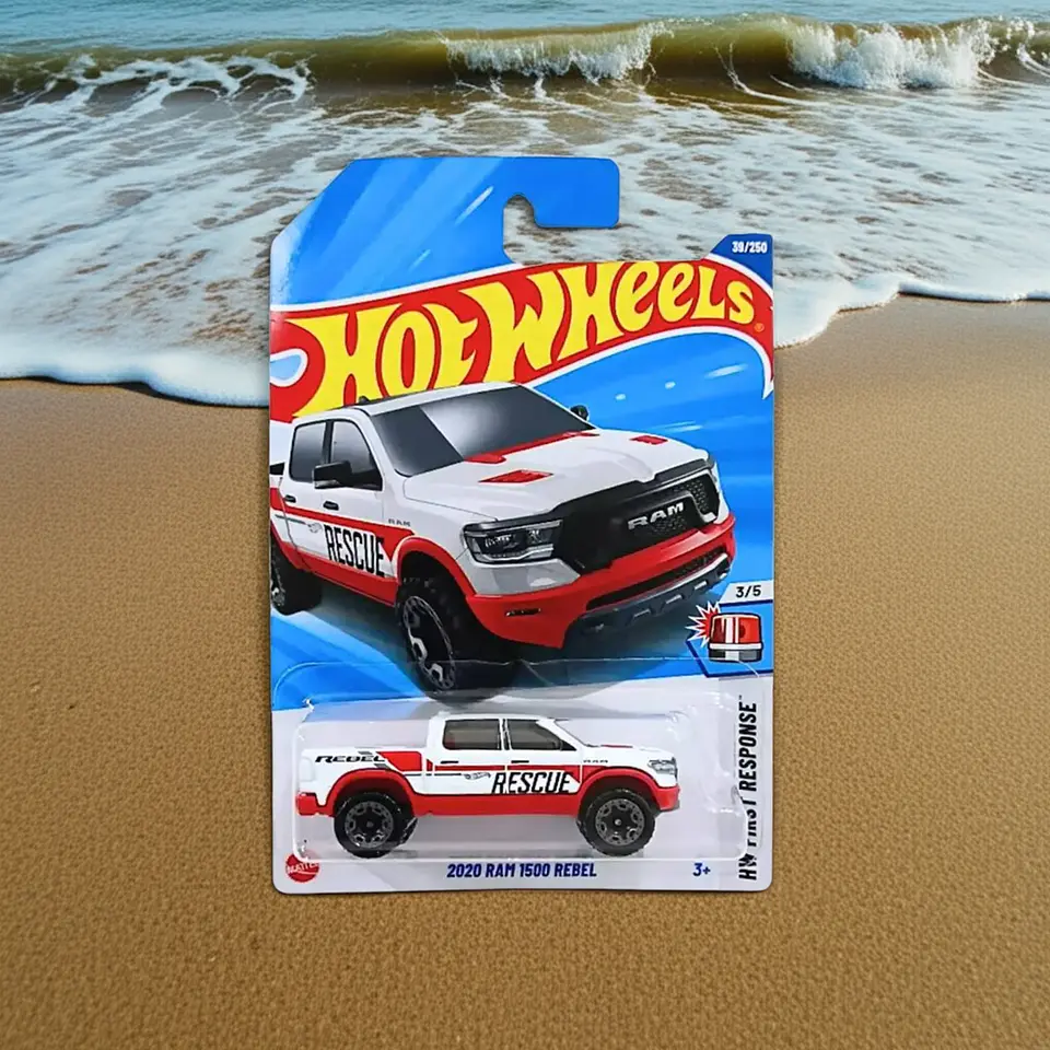 Hot Wheels - 2020 Ram 1500 Rebel - First Response 3/5 9