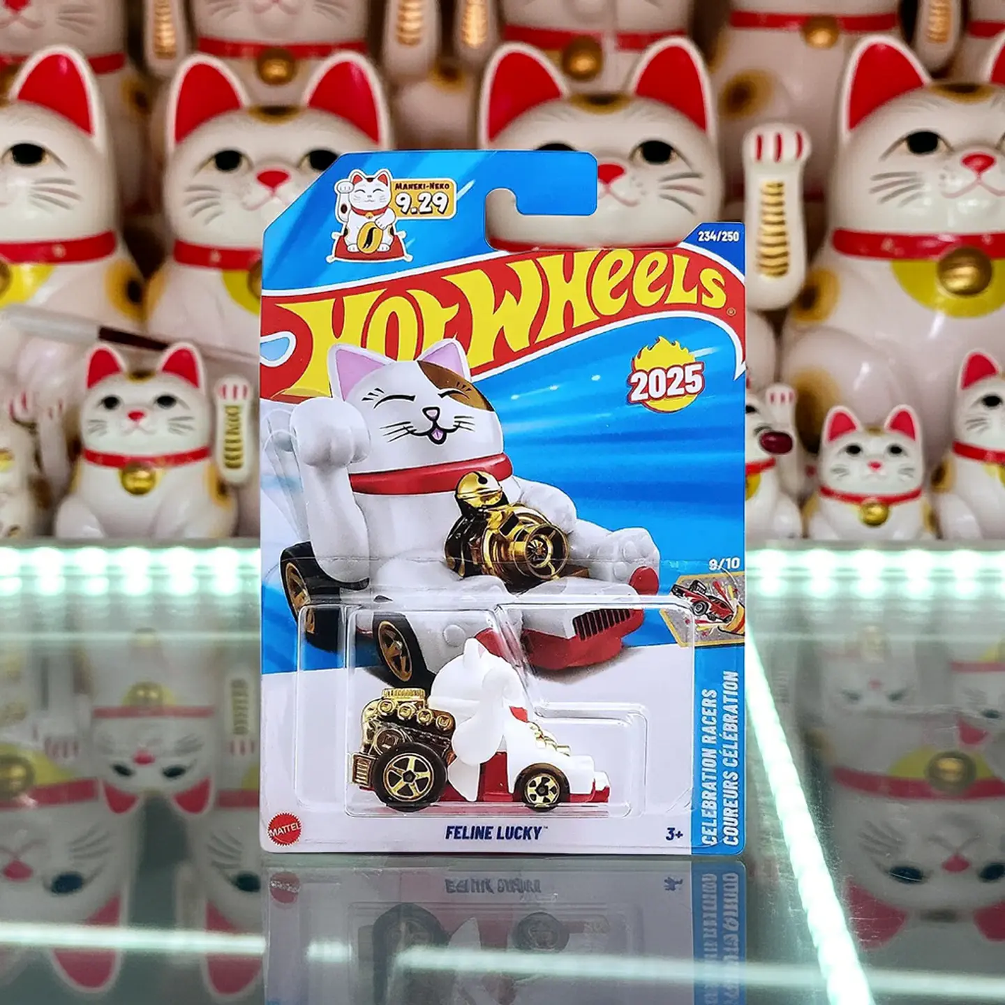 Hot Wheels Feline Lucky - HW Art Cars - Auto con Forma de Gato Escala 1:64 2