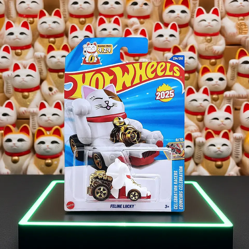Hot Wheels Feline Lucky - HW Art Cars - Auto con Forma de Gato Escala 1:64 3