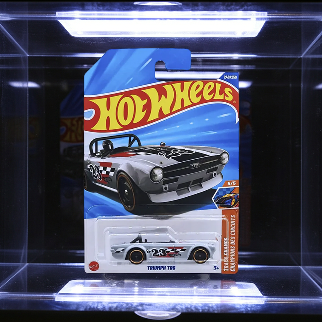 Hot Wheels - Triumph Tr6 - Track Champs 5/5 TREASURE HUNT (TH) 6