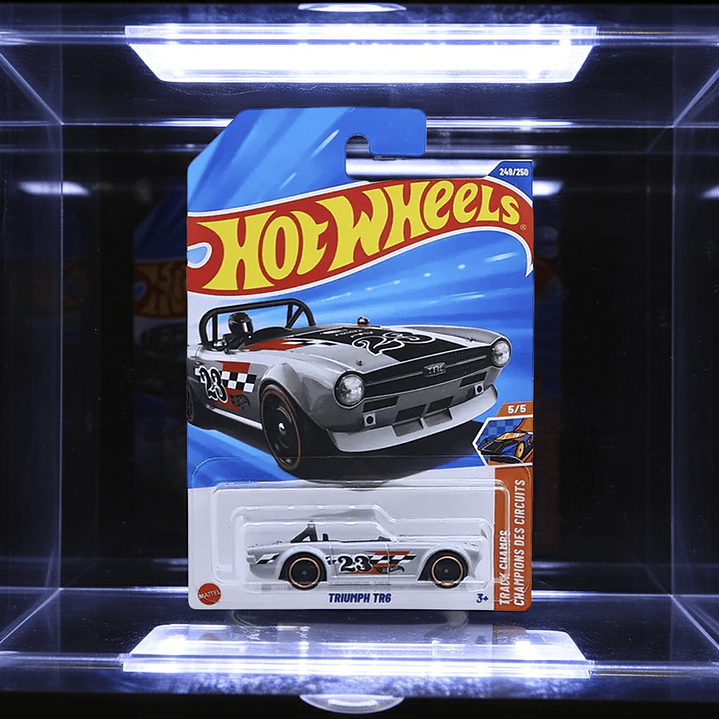 Hot Wheels - Triumph Tr6 - Track Champs 5/5 TREASURE HUNT (TH) 6