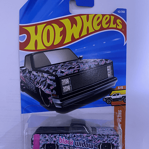 Hot Wheels - 83 Chevy Silverado - Truckin Along 3/5